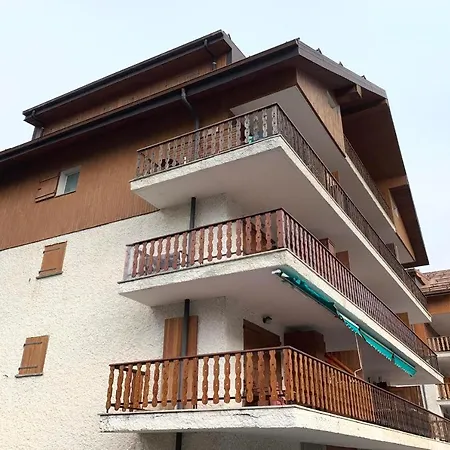 Casa Stella Alpina By Holiday World Lägenhet *